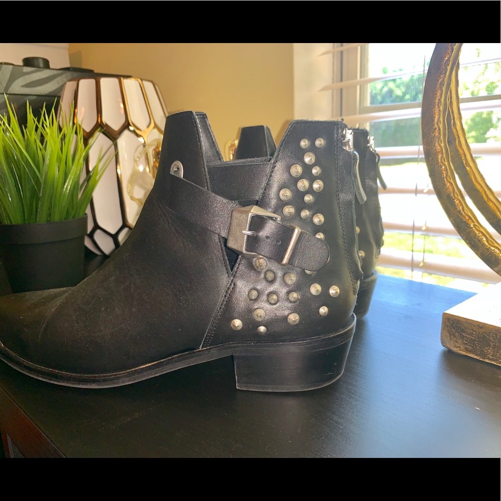 Zara Spike/Studded Ankle Bootie. Black 41 Leather - image 4